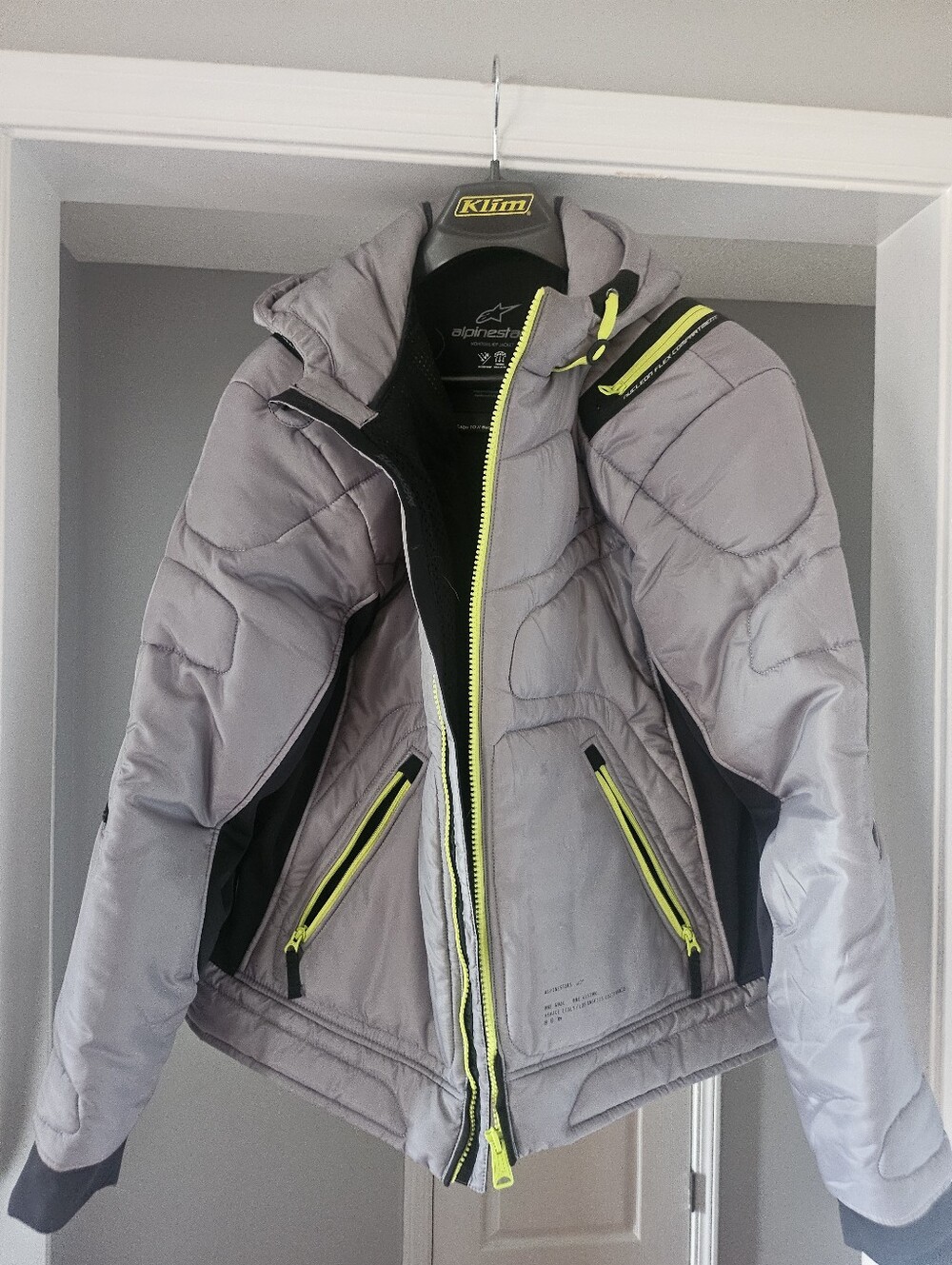 Alpinestars Light Gray Puffer Jacket with Neon Yellow Trim